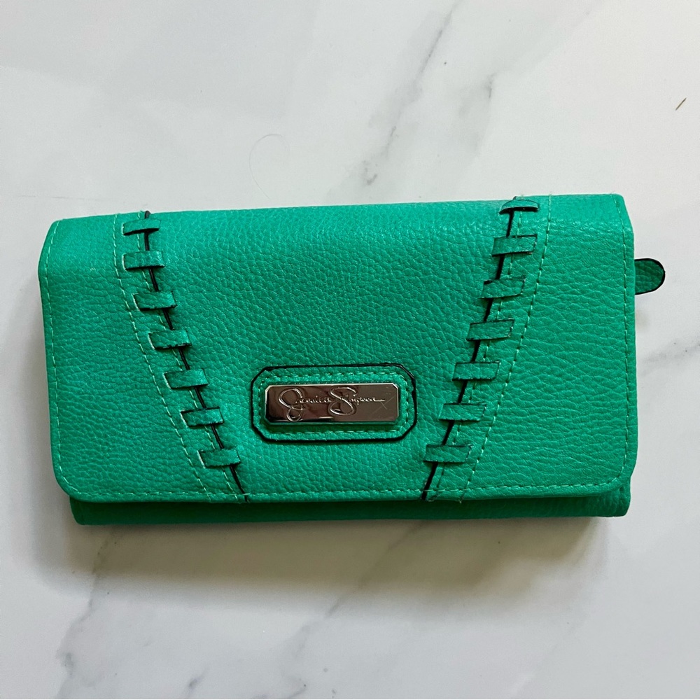 NWOT JESSICA SIMPSON WALLET